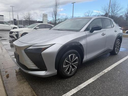 2023 Lexus RZ 450e Premium