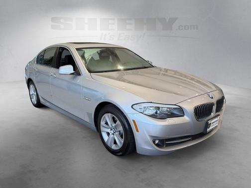 2011 BMW 528 528i