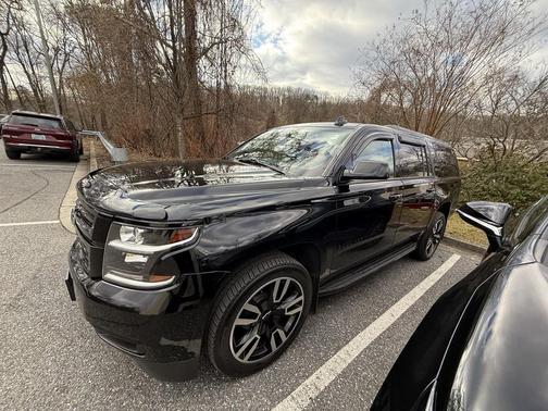 2020 Chevrolet Suburban LT