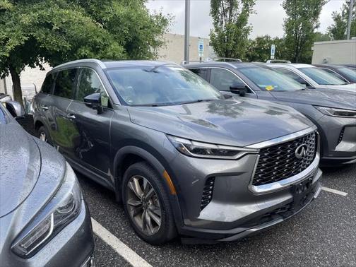 2022 INFINITI QX60 Luxe