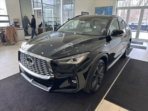 2025 INFINITI QX55 LUXE
