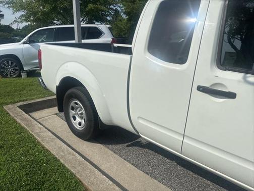 2016 Nissan Frontier S