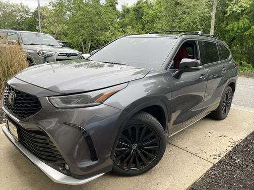 2023 Toyota Highlander XSE