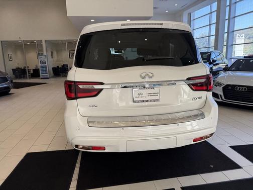 2020 INFINITI QX80 Luxe