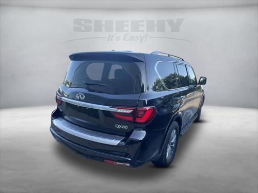 2022 INFINITI QX80 Luxe