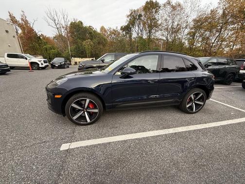 2023 Porsche Macan S