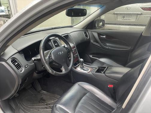 2017 INFINITI QX50 Base