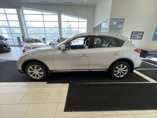 2017 INFINITI QX50 Base