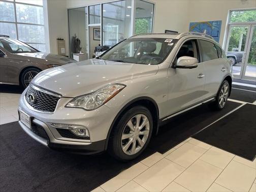 2017 INFINITI QX50 Base