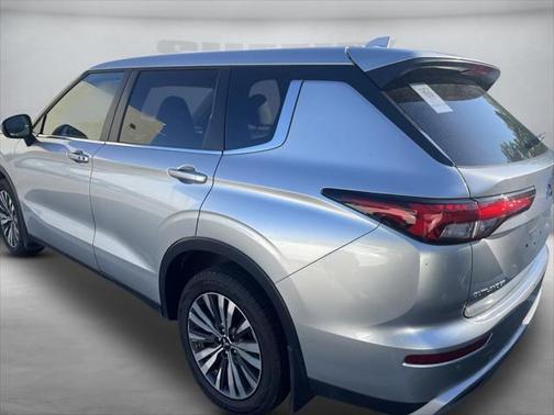2024 Mitsubishi Outlander SE Black Edition S-AWC
