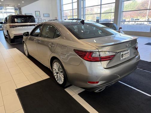 2016 Lexus ES 350 Base