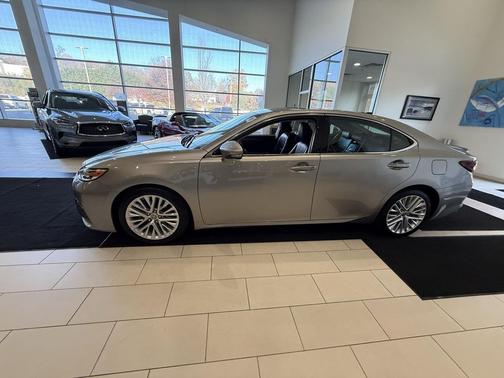2016 Lexus ES 350 Base