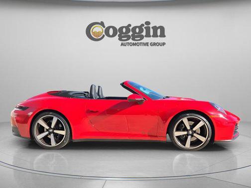 2025 Porsche 911 Carrera