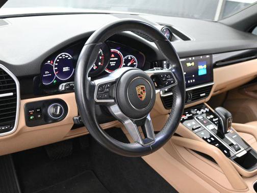 2021 Porsche Cayenne Cayenne
