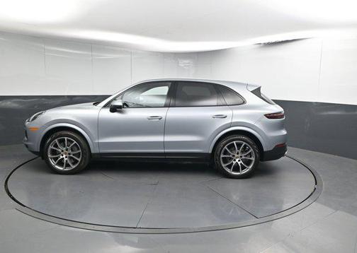2022 Porsche Cayenne S