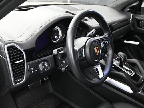 2022 Porsche Cayenne Turbo