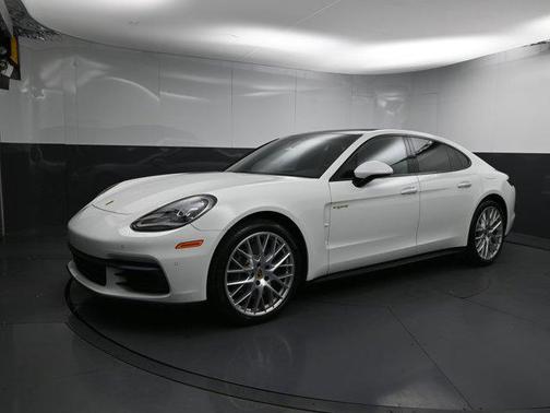 2018 Porsche Panamera E-Hybrid 4