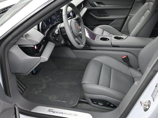 2025 Porsche Taycan 4S