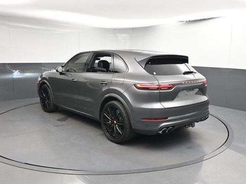 2020 Porsche Cayenne E-Hybrid S