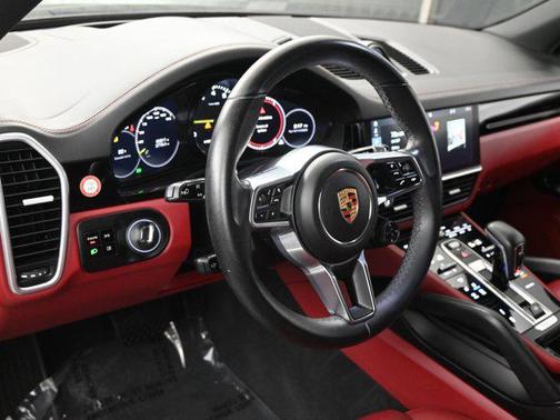 2019 Porsche Cayenne Cayenne
