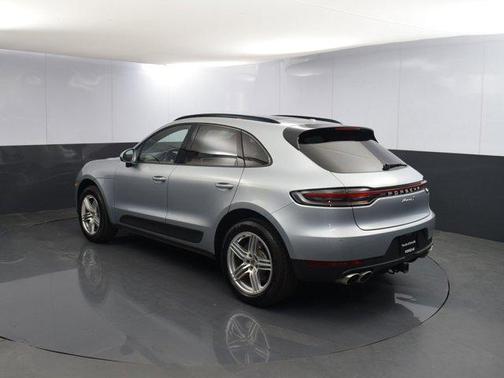 2019 Porsche Macan Base