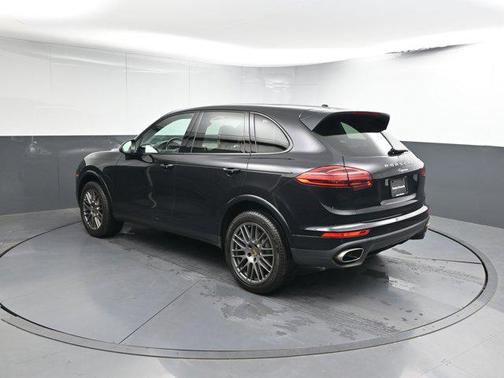 2018 Porsche Cayenne Platinum Edition
