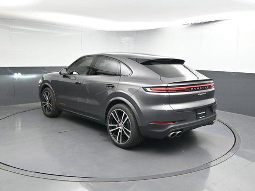 2024 Porsche Cayenne S
