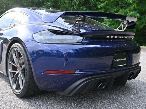 2021 Porsche 718 Cayman GT4
