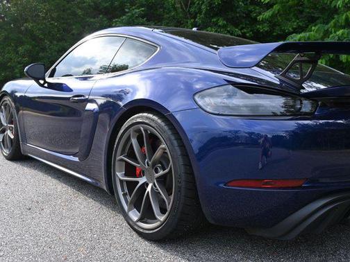 2021 Porsche 718 Cayman GT4