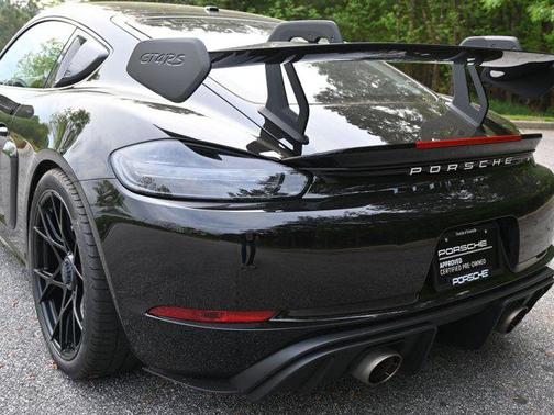 2023 Porsche 718 Cayman GT4 RS