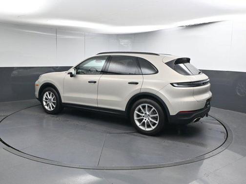 2025 Porsche Cayenne Cayenne