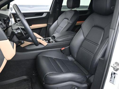 2024 Porsche Cayenne Coupe AWD