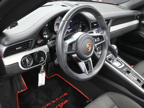 2019 Porsche 911 Targa 4S