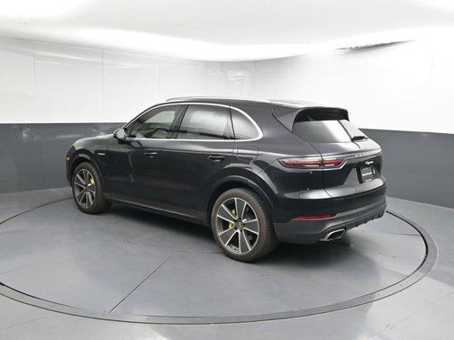 2020 Porsche Cayenne E-Hybrid S