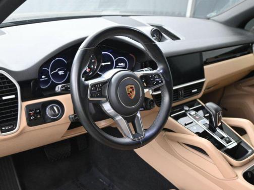 2020 Porsche Cayenne E-Hybrid S