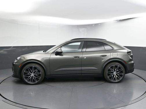 2024 Porsche Macan 4