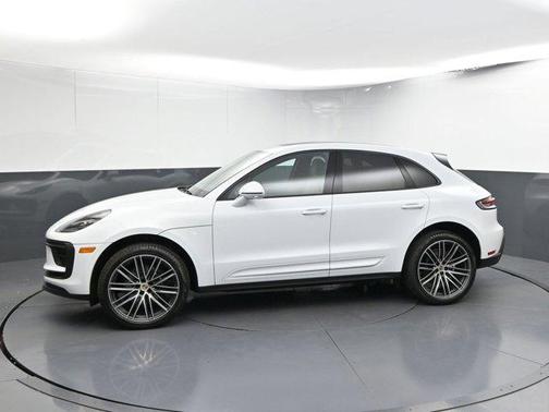 2024 Porsche Macan Base