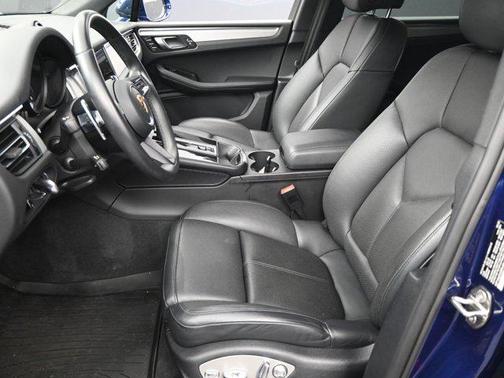 2023 Porsche Macan T