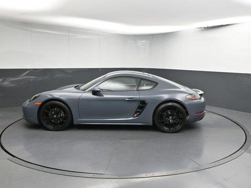 2018 Porsche 718 Cayman Base
