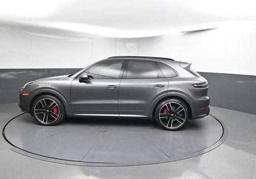 2021 Porsche Cayenne GTS