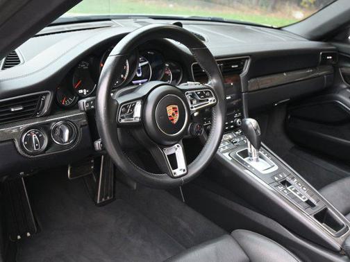 2019 Porsche 911 Turbo S