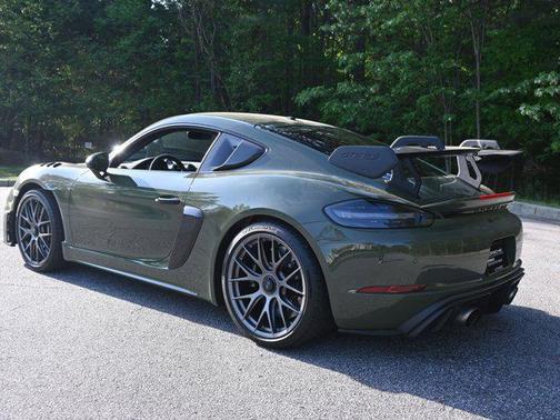 2023 Porsche 718 Cayman GT4 RS