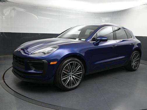 2024 Porsche Macan Base