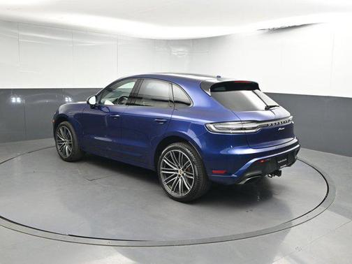 2024 Porsche Macan AWD