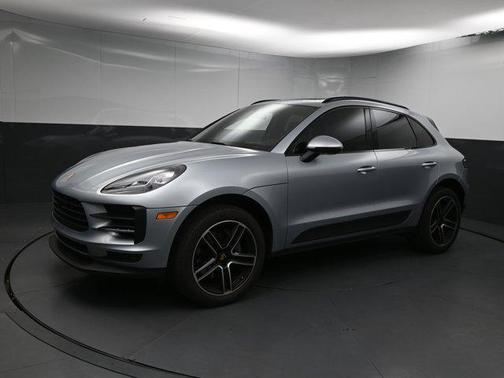 2021 Porsche Macan Base