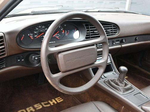 1985 Porsche 944