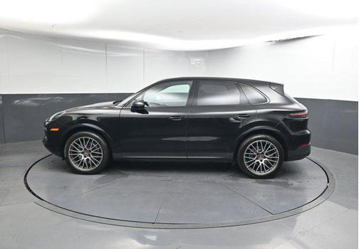 2022 Porsche Cayenne Platinum Edition