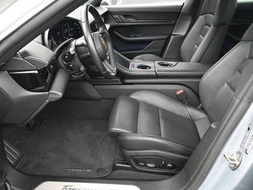 2024 Porsche Taycan 4S