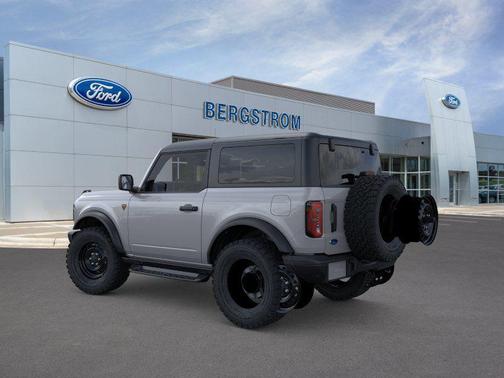 Avalanche Gray 2026 Ford Bronco Badlands