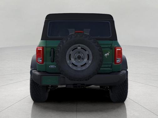 2025 Ford Bronco Base 4 Door 4x4